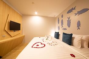 Golden Paradise Hotel