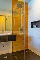 Golden Paradise Hotel