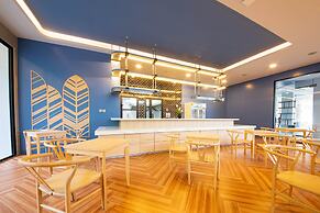 Golden Paradise Hotel