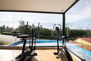 Golden Paradise Hotel