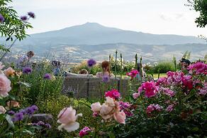 Podere Val D'Orcia - Tuscany Equestrian