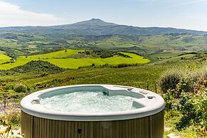Podere Val D'Orcia - Tuscany Equestrian