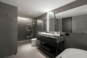 Gardina Asoke Hotel & Residence