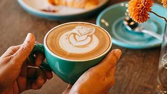 Gardina Asoke Hotel & Residence