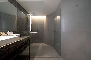 Gardina Asoke Hotel & Residence