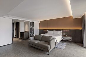 Gardina Asoke Hotel & Residence