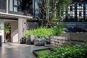 Gardina Asoke Hotel & Residence