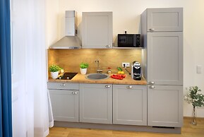 Jimmy's Apartments Dandelion