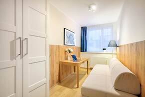 Jimmy's Apartments Dandelion