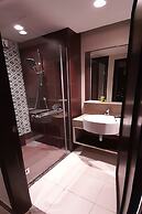Lion Peak Hotel Hamilton
