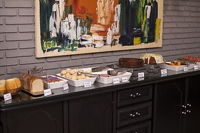 Premier Hotel