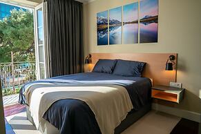 Luxury Apartment Eqanimity