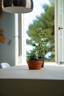 Luxury Apartment Eqanimity