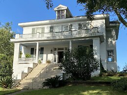 The King's Daughters Bed and Breakfast