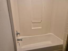 OYO Hotel Vienna I-75