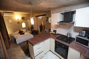 King Apart by Travellers