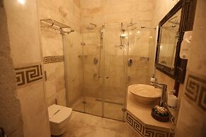 King Apart by Travellers