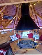 Meagill Farmhouse, hot Tub, bbq hut