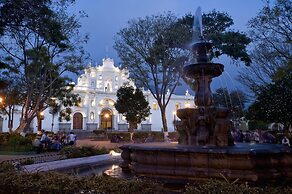 Hotel Maya Ik