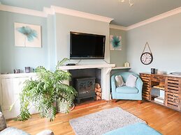 Derby Dream House - Cozy Retreat for Your Getaway
