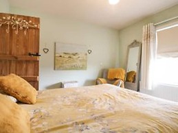 Derby Dream House - Cozy Retreat for Your Getaway