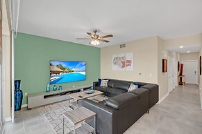 Modern and Spacious 2BD Condo, With Pound View, Close to Disney #3171s
