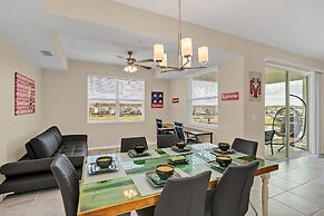 Modern and Spacious 2BD Condo, With Pound View, Close to Disney #3171s