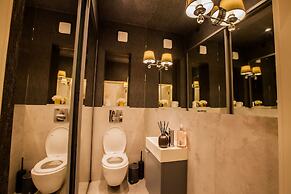 Surbiton Luxury Garden House 19