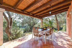 Domos Pintadas Cottage in Porto Rotondo