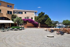 Domos Pintadas Cottage in Porto Rotondo