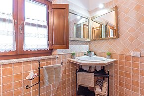 Domos Pintadas Cottage in Porto Rotondo