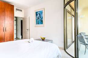 Herzliya Seaside Charming Home by Sea N' Rent