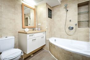 Herzliya Seaside Charming Home by Sea N' Rent