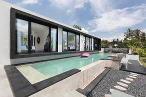 Zebra Villa by Nagisa Bali