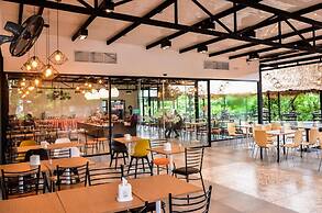 At Ruam Chok