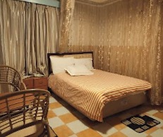 Golden Palace Hotel