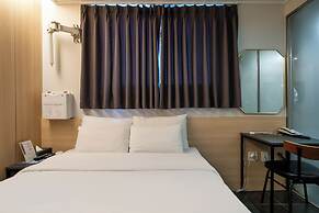 M&Lucky Hotel