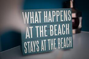 Top Sail - Beautiful Apartment Minutes Walk to Beach and Town Centre