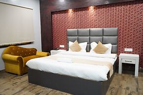 Hotel Mandakini Royale