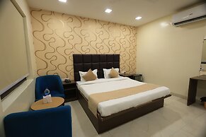 Hotel Mandakini Royale