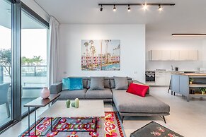 luxury garden apartment heated pool