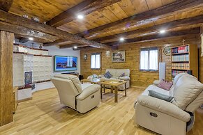 Eco House Lina With Hot Tub and Sauna