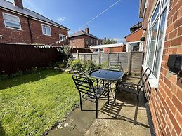 Spacious 3-bed House in Darlington