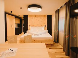 Alpin - Studios & Suites