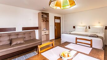 Hotel Chalet Monet - Granja Vianna