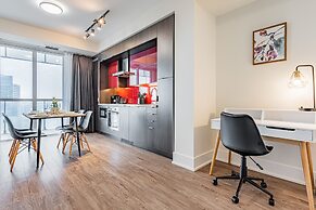 The Bay Suites MTCC CN TOWER