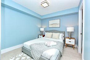 The Bay Suites MTCC CN TOWER