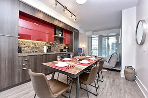 The Bay Suites MTCC CN TOWER