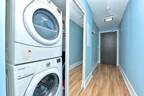 The Bay Suites MTCC CN TOWER