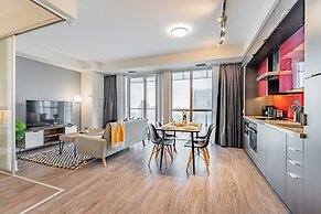 The Bay Suites MTCC CN TOWER